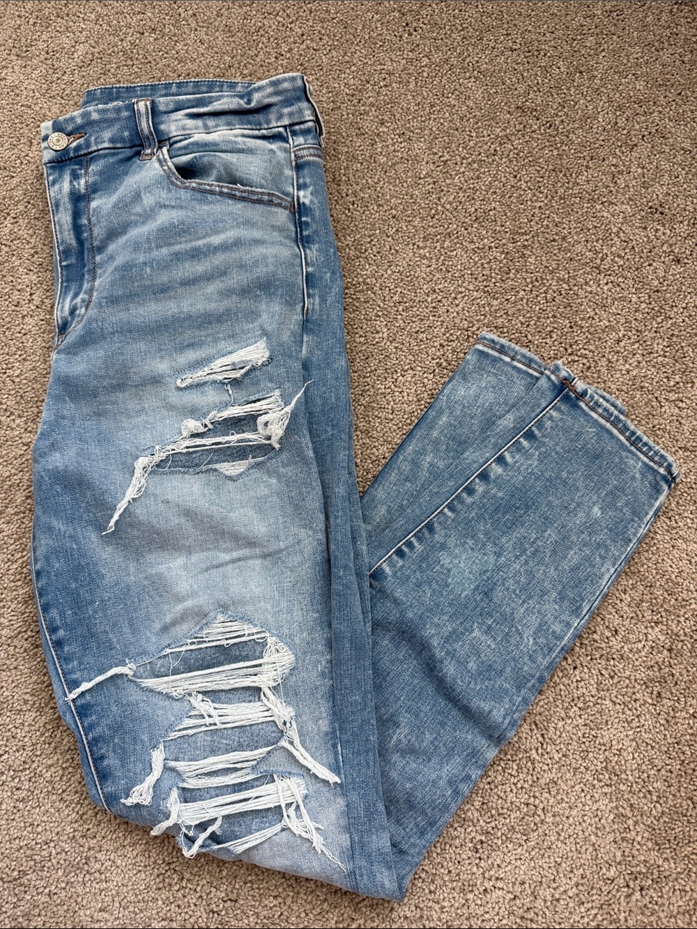 American Eagle Outfitters Forever Soft Patched Distressed Jeggings - LONG